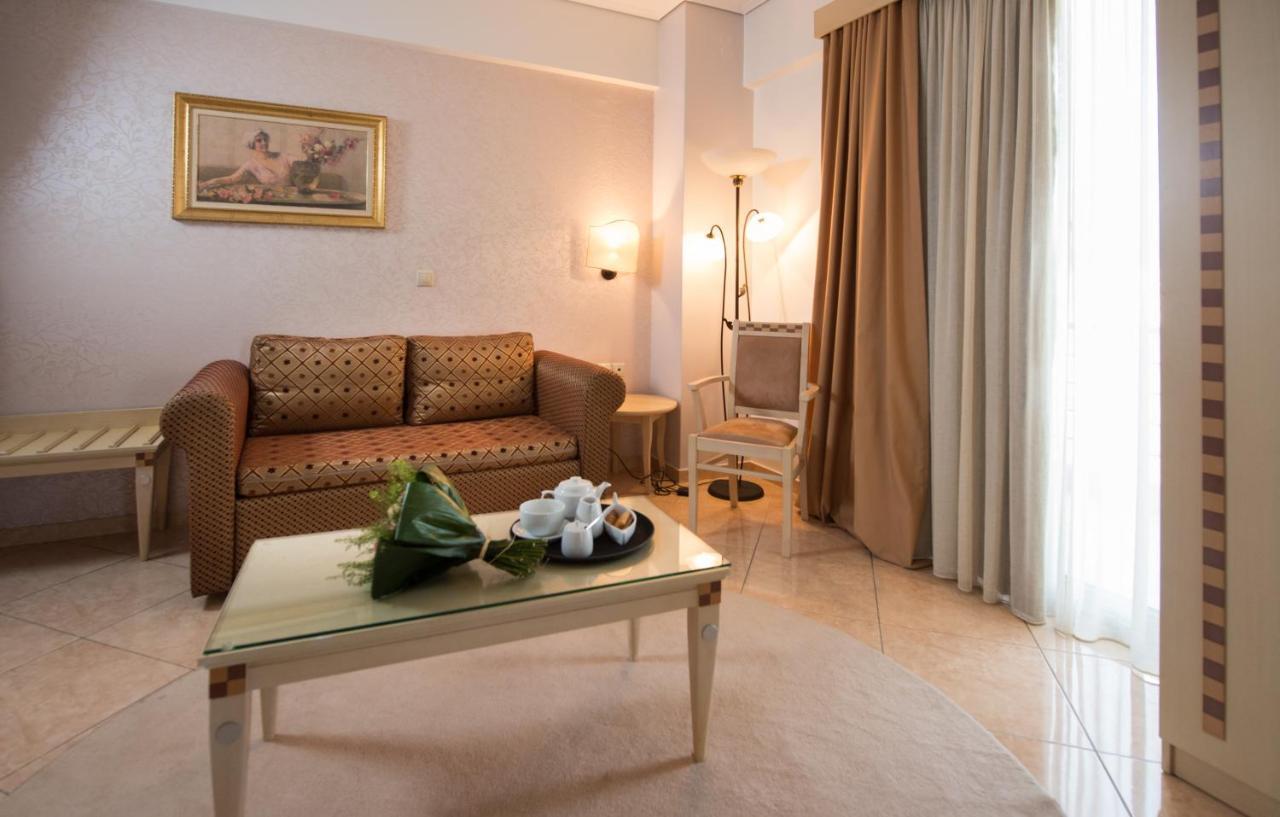 Premier Agrinio Heart Hotel Eksteriør billede