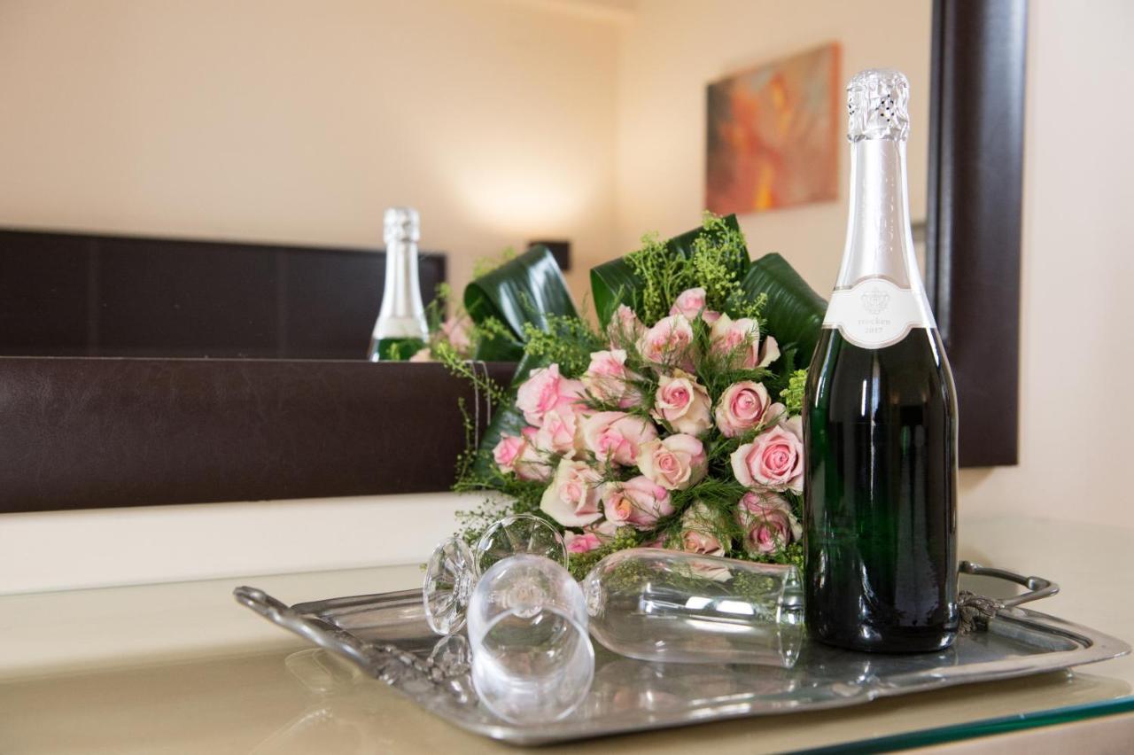 Premier Agrinio Heart Hotel Eksteriør billede